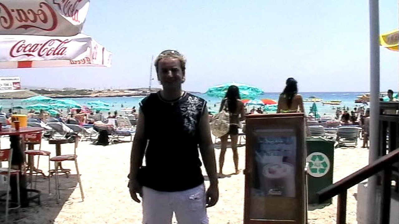 11. Kypr - Nissi Bay