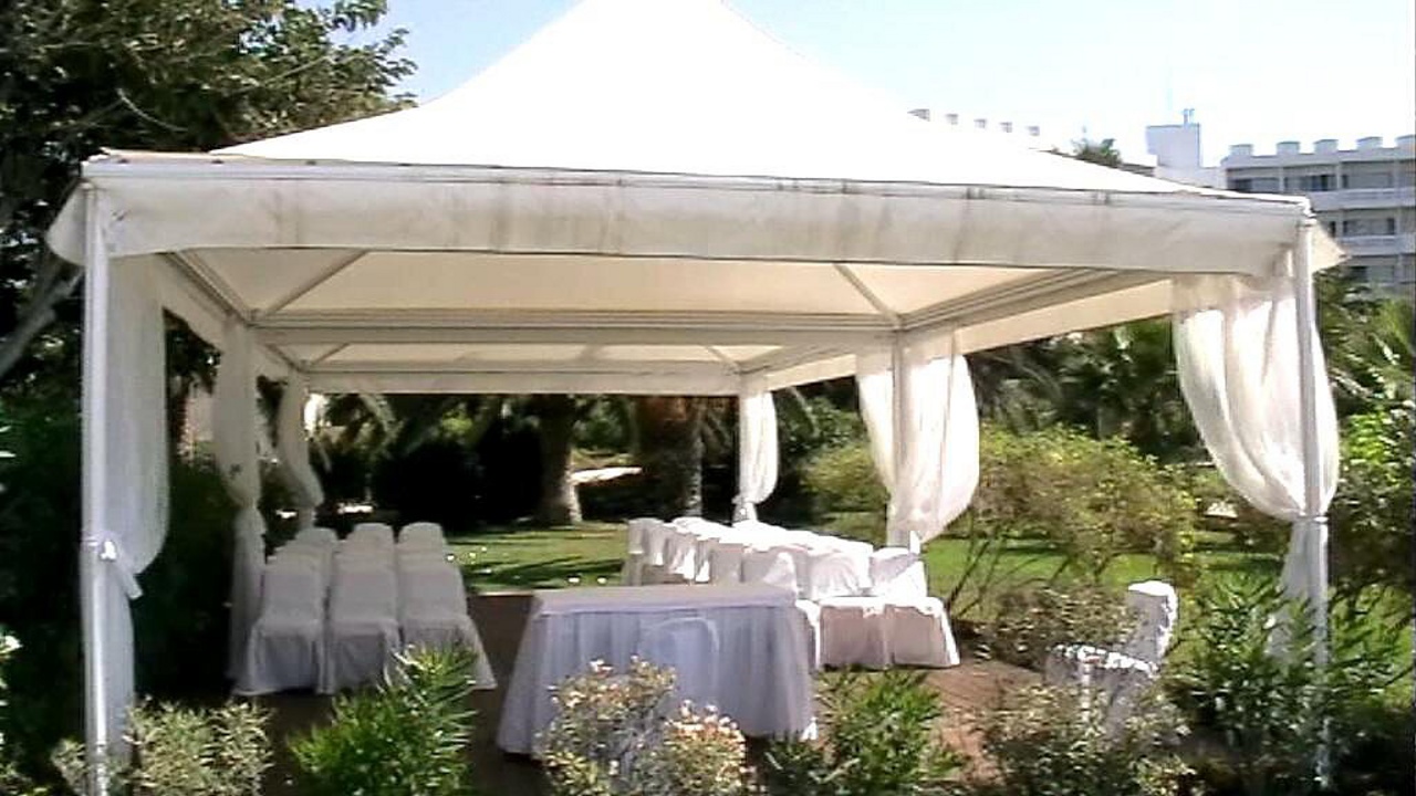 18. Kypr - Nissi Bay